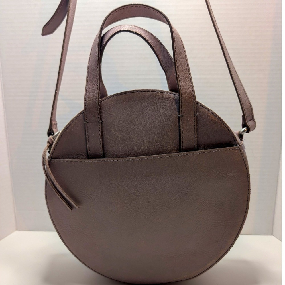 Madewell The Juno Leather Circle Crossbody Bag Lilac taupe Round Purse boho zip